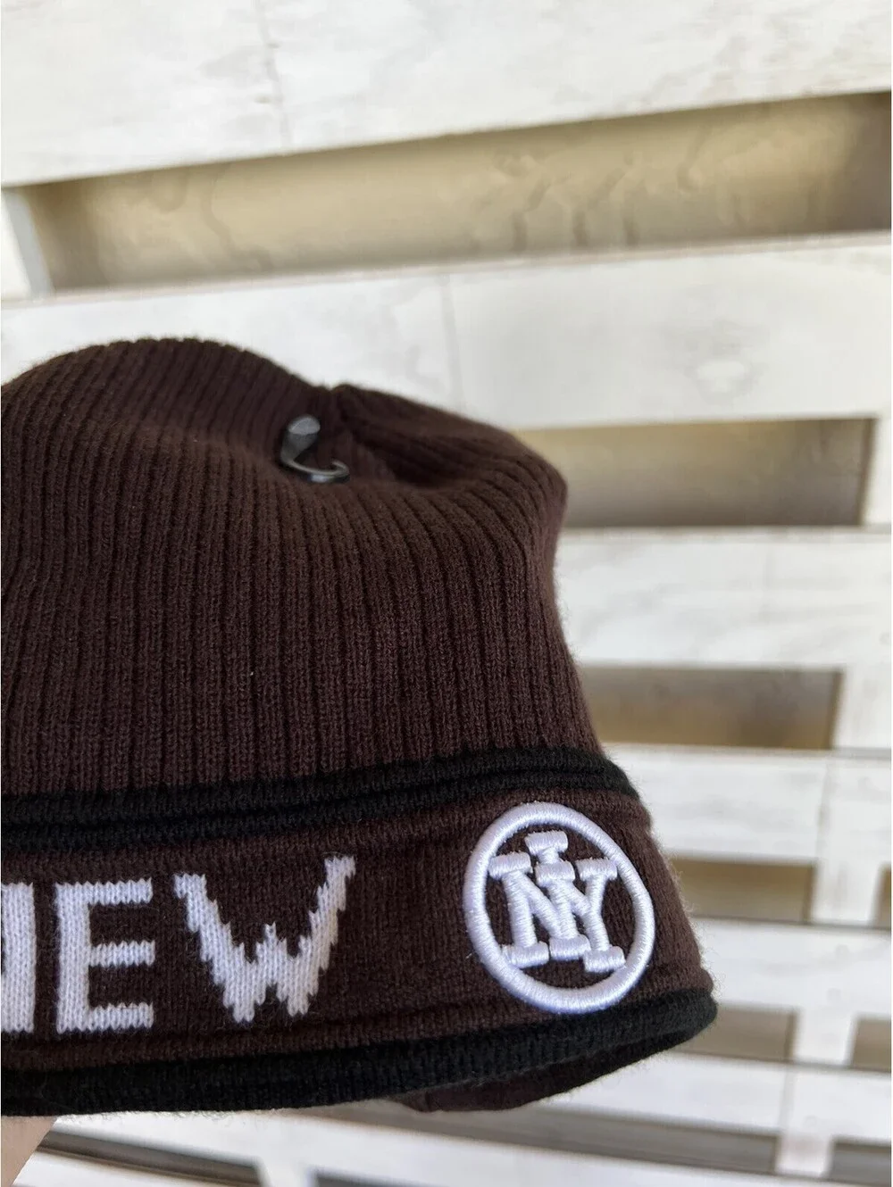 New York Basic Ribbed Beanie Brown Winter Hat Cap NEW.